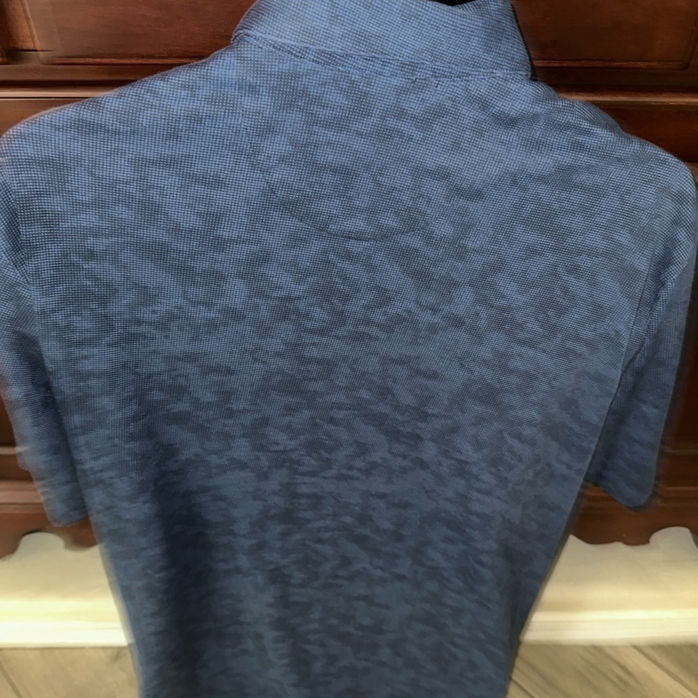 Men’s Pre Own As Is Greg Norman Size XL Blue Golf Shirt - Picture 3 of 3